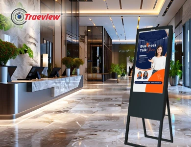 2 Upscaling Guest Experience in Kochi Hotels Trueview Digital Signages for Personalised Welcome and Promo Highlights